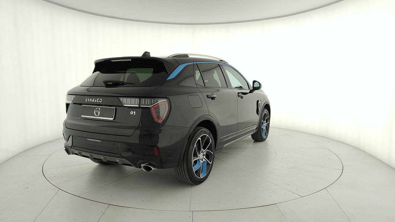 LYNK & CO 01 1.5 td phev auto