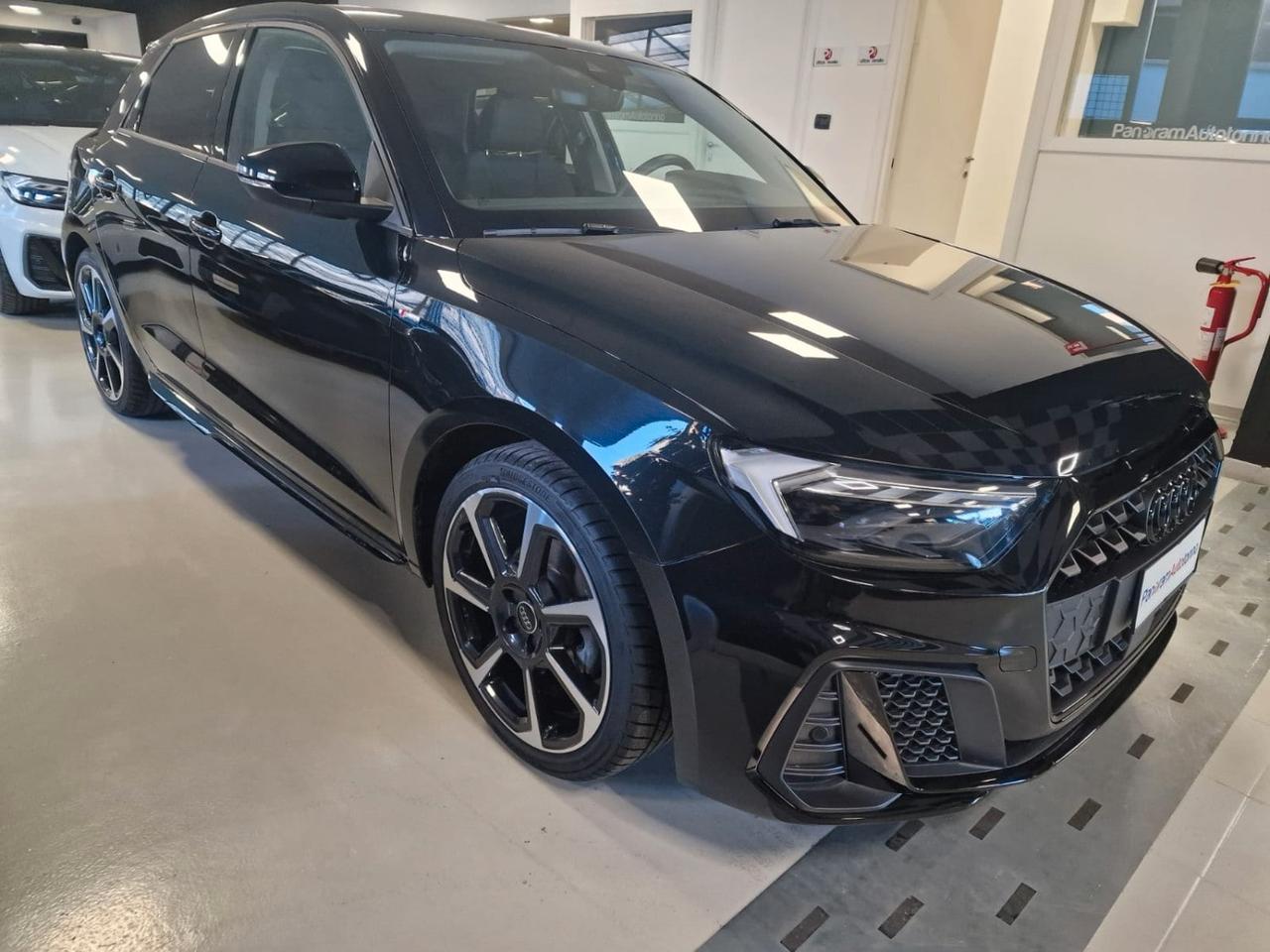 AUDI A1 2ª serie A1 SPB 30 TFSI S tronic Ident...