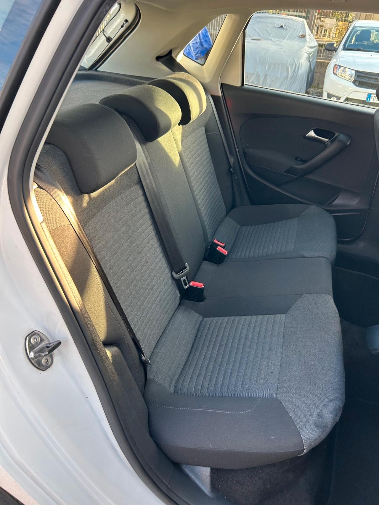 Volkswagen Polo 1.2 TDI 5 p. NEOPATENTATI-GANCIO TRAINO