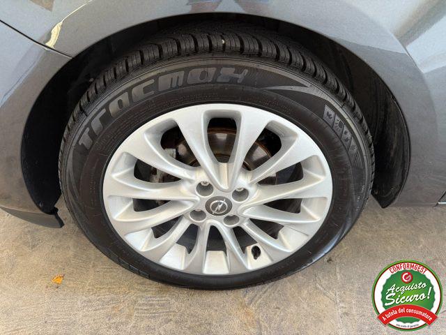 OPEL Corsa 1.2 5 porte Innovation NEOPATENTATI