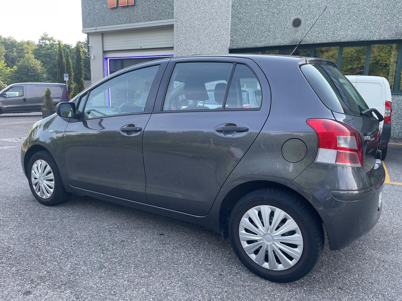 Toyota Yaris 1.0 5 porte *Solo 85000km*Neopatentati*