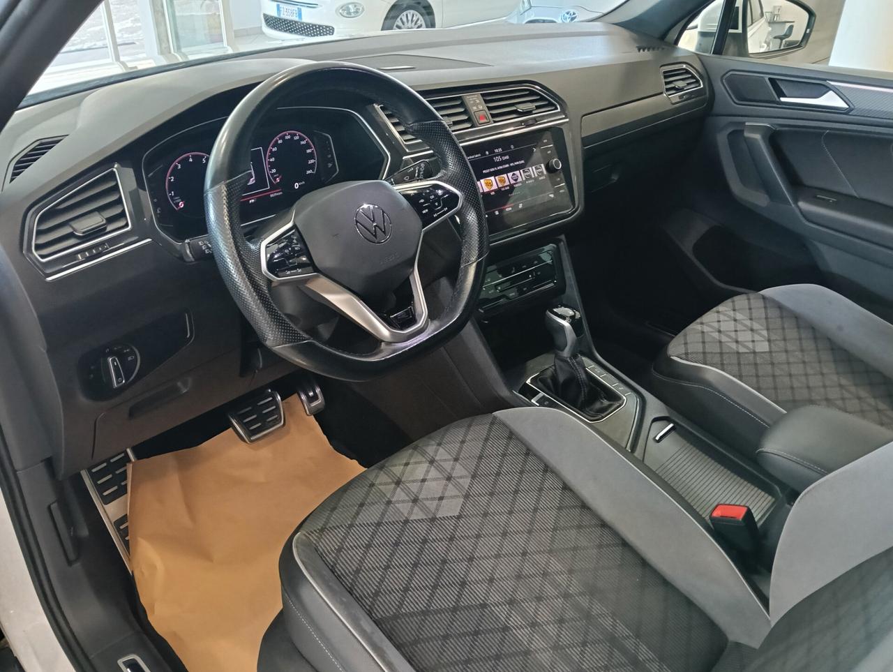 Volkswagen Tiguan 1.5 TSI 150 CV DSG ACT R-Line
