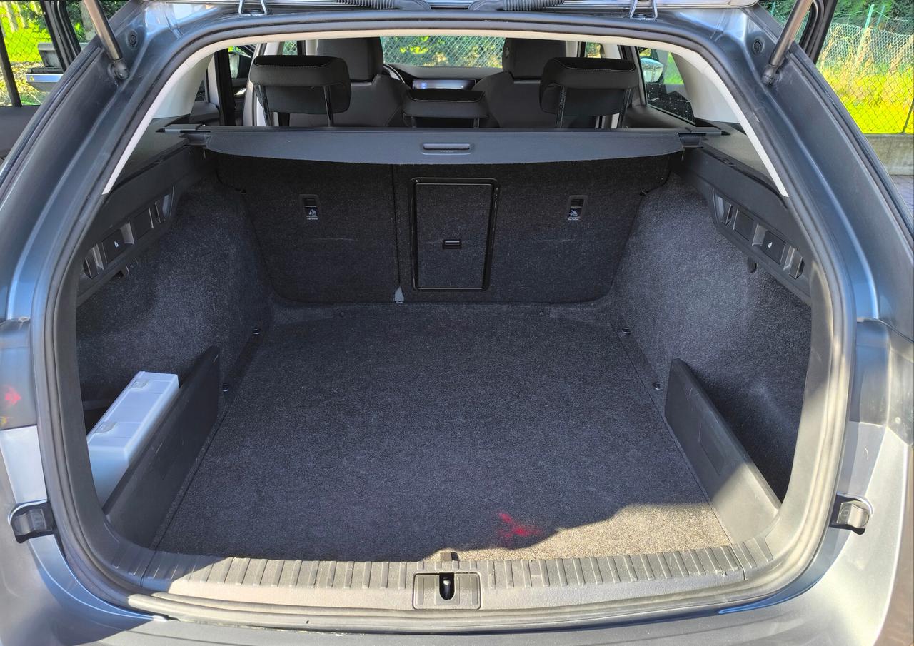 Skoda Octavia 1.0 e-TEC DSG Wagon Executive