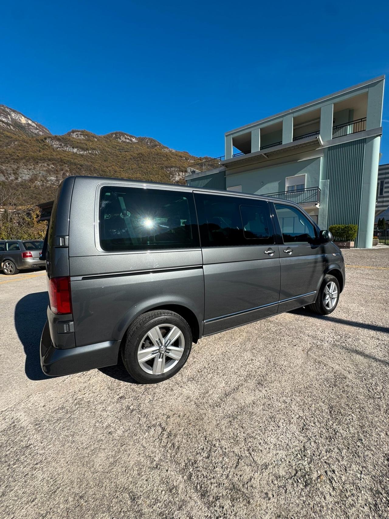 Volkswagen T6.1 Caravelle 2.0 TDI 150CV DSG Cruise STRAFULL 8 Posti