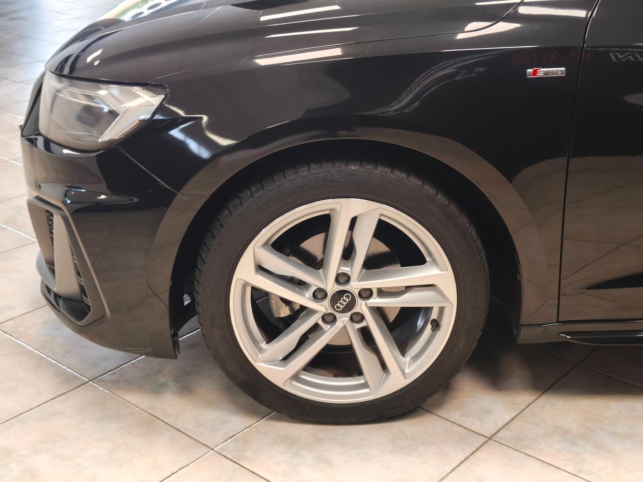 Audi A1 SPB 30 TFSI S tronic line edition