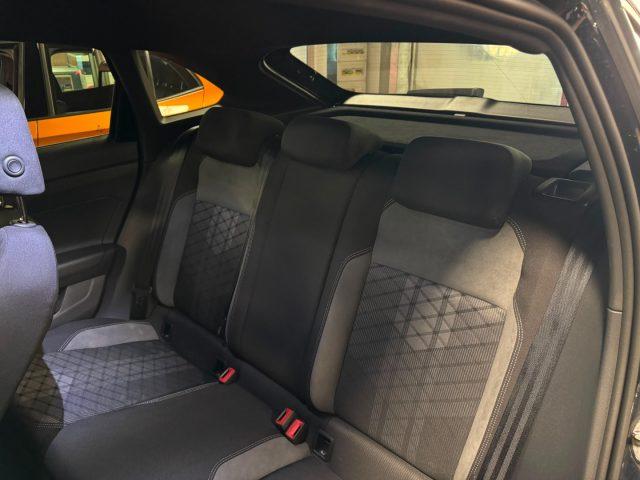 VOLKSWAGEN Taigo 1.0 TSI DSG R-Line 18" C/GRIMALDI SPECIAL DAY