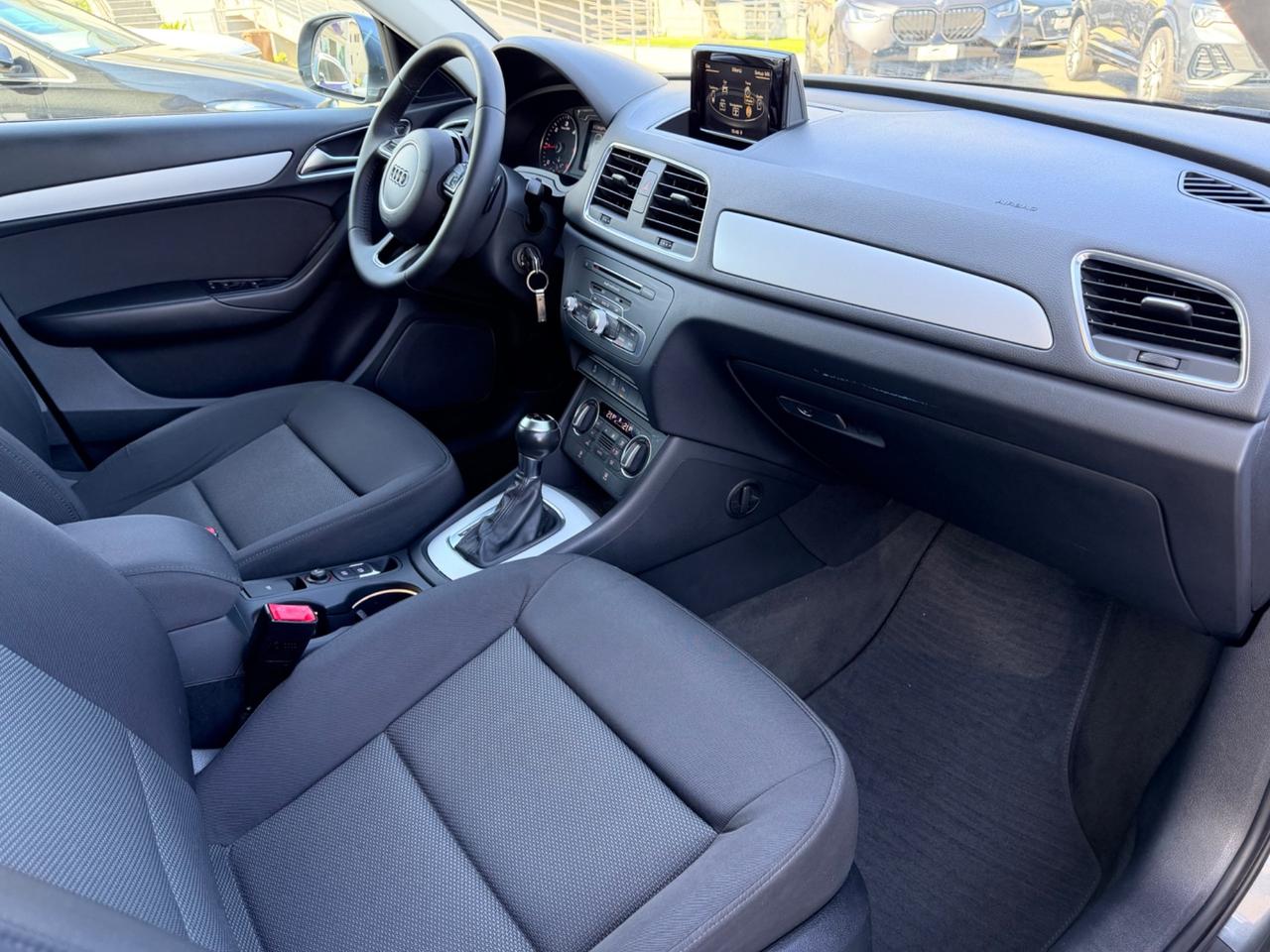 Audi Q3 2.0 TDI 120CV S tronic Sport in garanzia