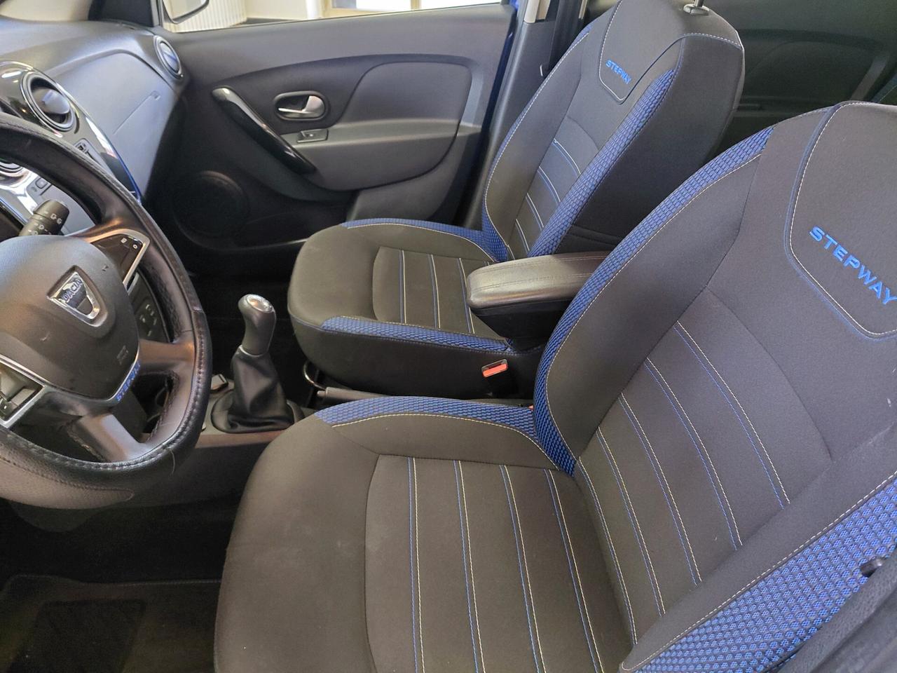 DACIA SANDERO ANNO 2020 BZ GPL ADATTA NEOPATENTATI KM 108 MILA