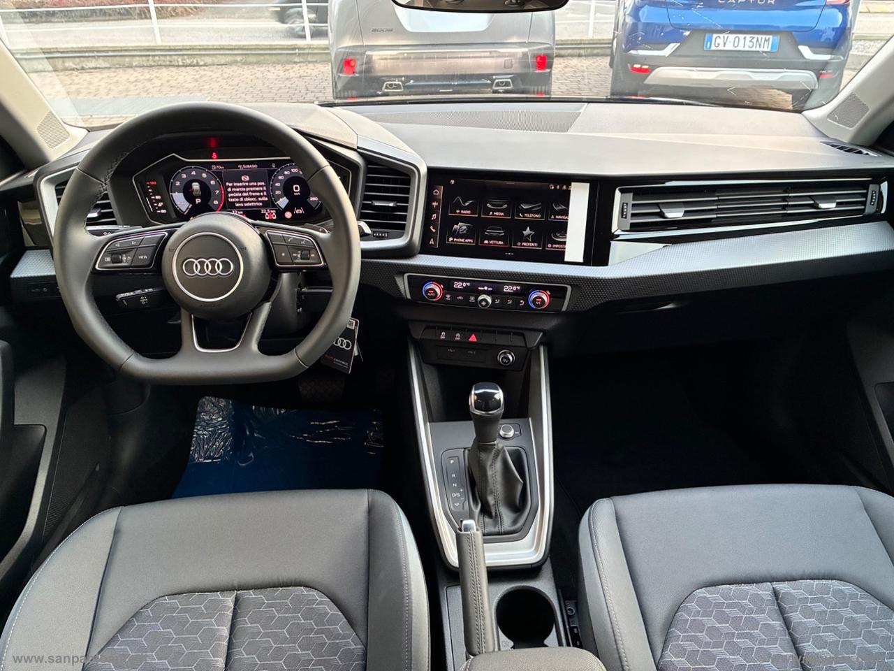 AUDI A1 SPB 30 TFSI S tronic Identity Black