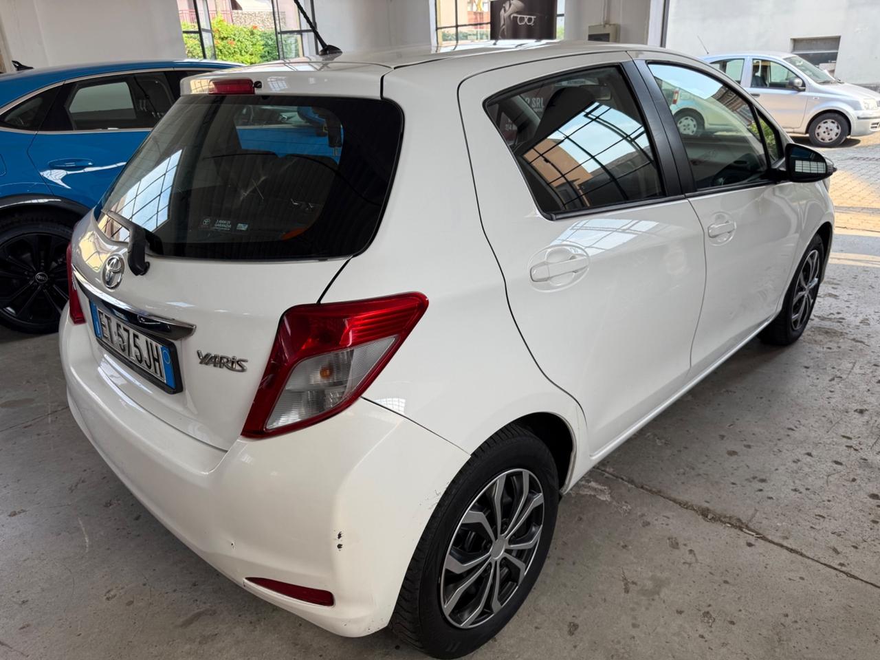 Toyota Yaris 1.0 5 porte Lounge UNICO PROPRIETARIO