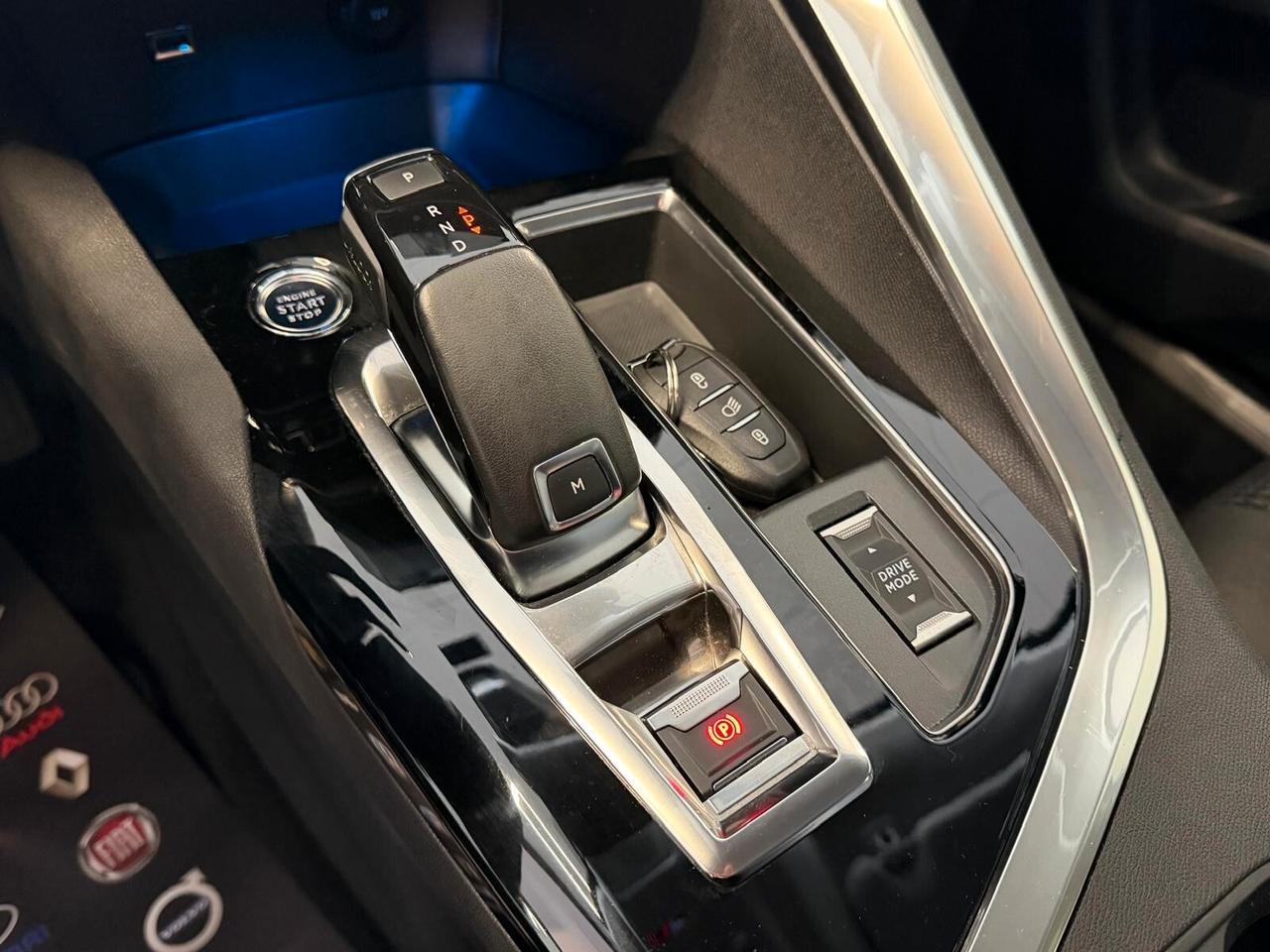 PEUGEOT 3008 ALLURE 1.5 130CV NAVI CRUISE CAM ANNO 2021