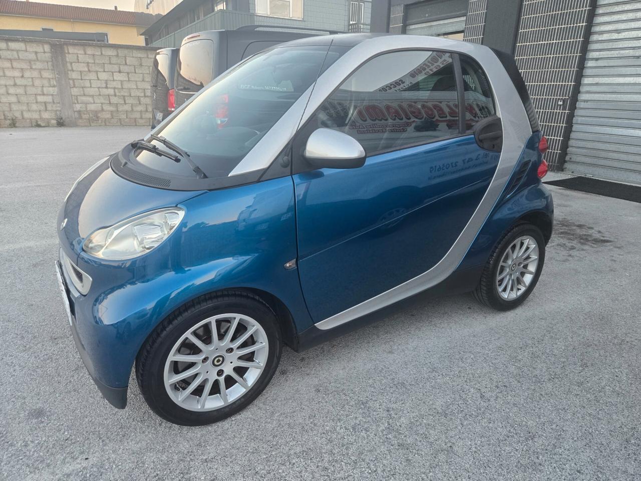 Smart ForTwo 1000 52 kW coupé pure