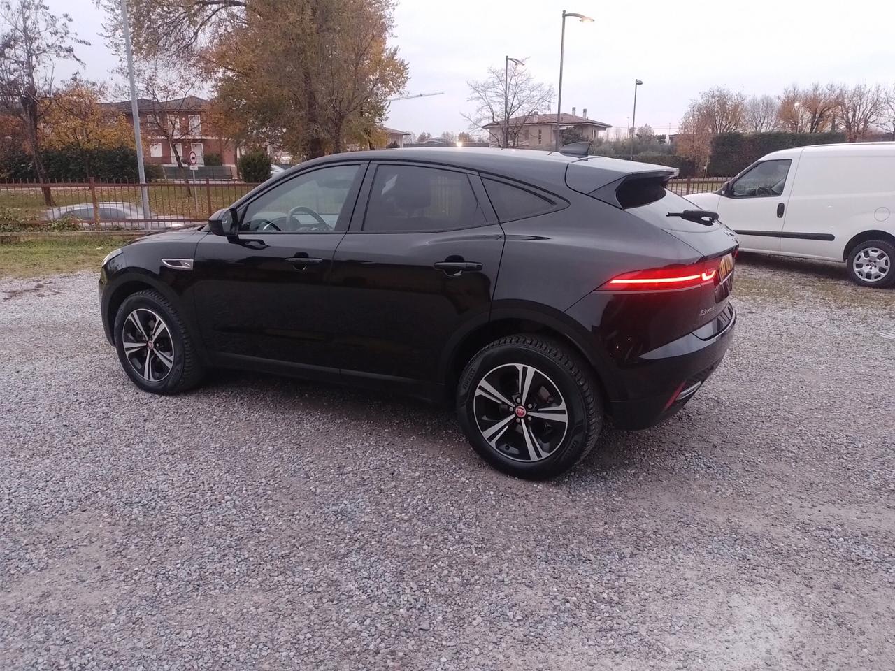 Jaguar E-Pace 2.0D I4 163 CV AWD Auto R-Dynamic Black