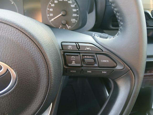 TOYOTA Yaris 1.5 Hybrid 5 porte