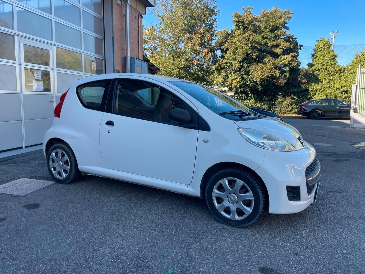 PEUGEOT 107 1.0 BENZINA-SOLO 49.000 KM -UNICO PROPRIETARIO