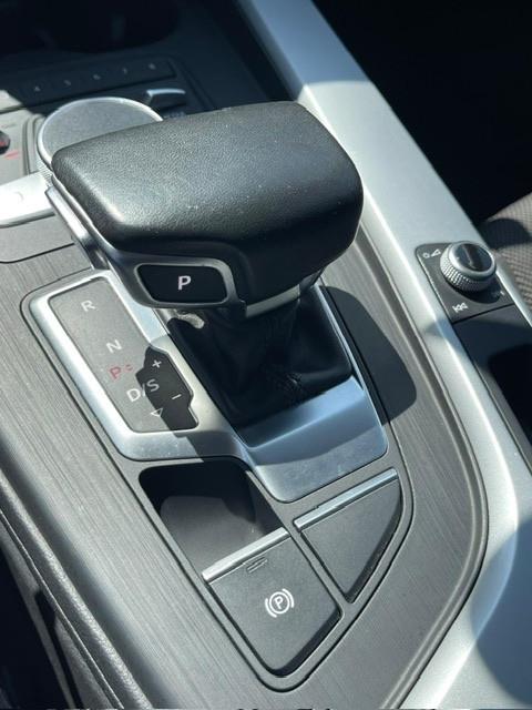 Audi A4 2.0 TDI 150 CV ultra S tronic Sport