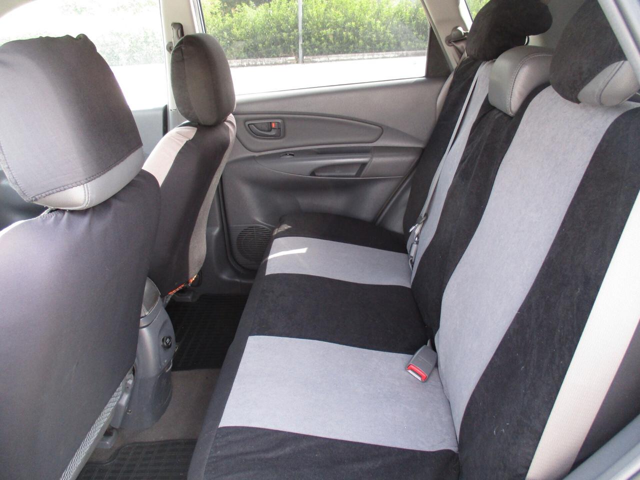 HYUNDAI TUCSON ACTIVE