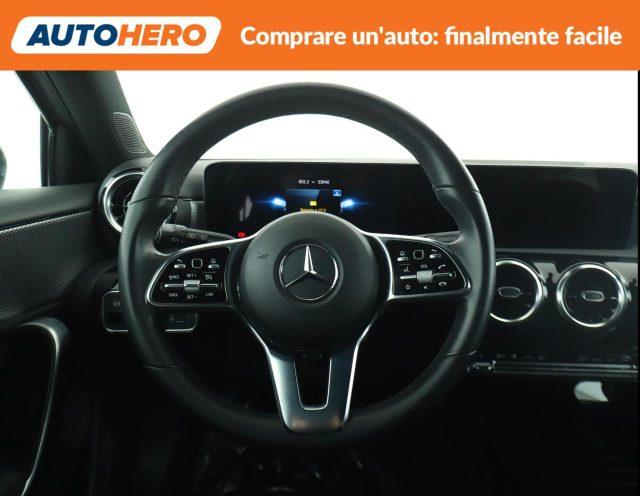 MERCEDES-BENZ A 180 Automatic Sport