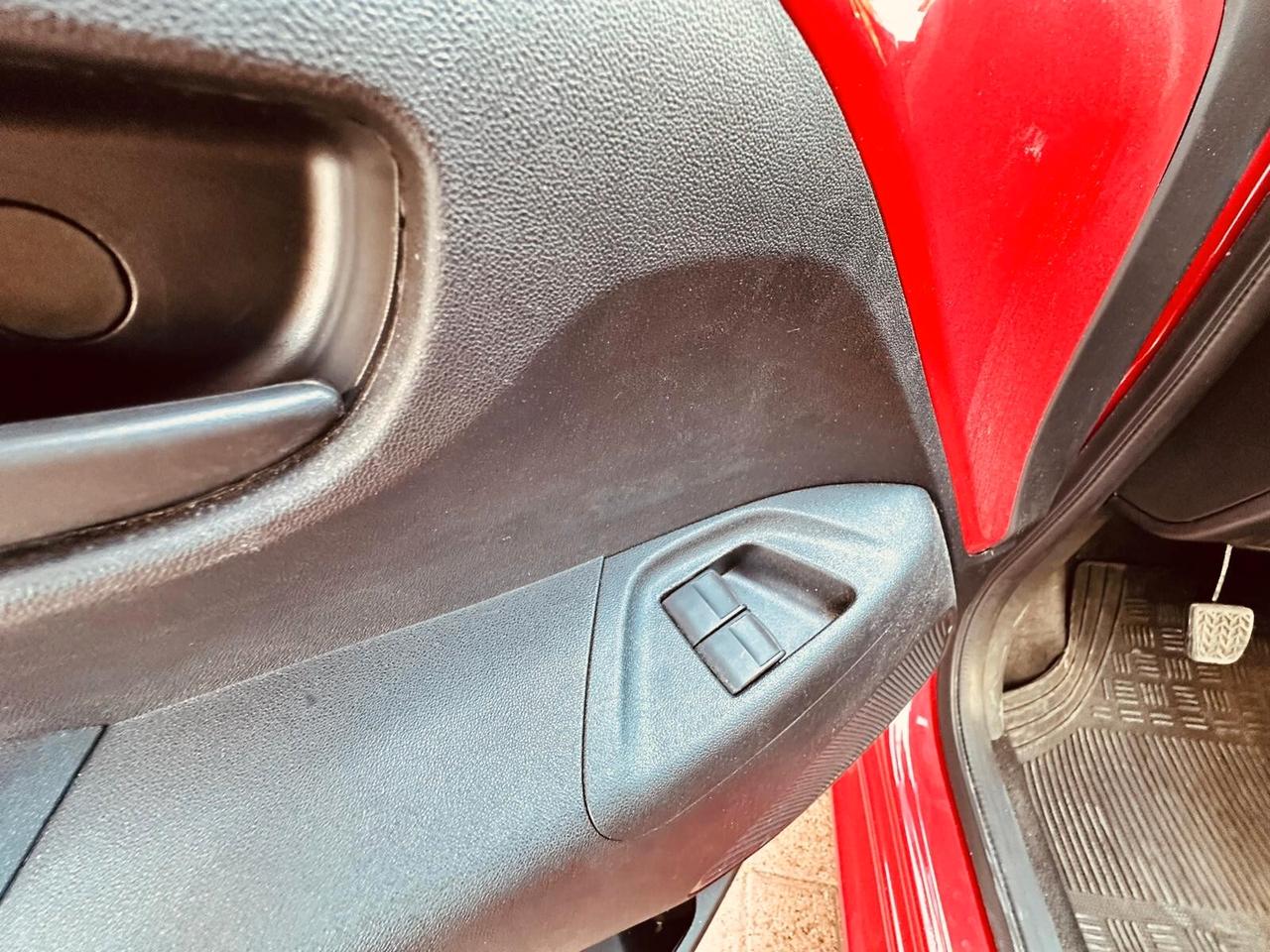 Peugeot 108 VTi 5 porte Active-2019