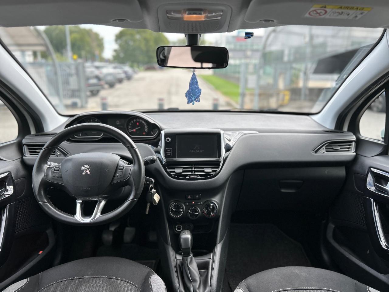 Peugeot 208 5 Porte 208 5p 1.2 puretech Active 82cv#MOTORERIFATTO