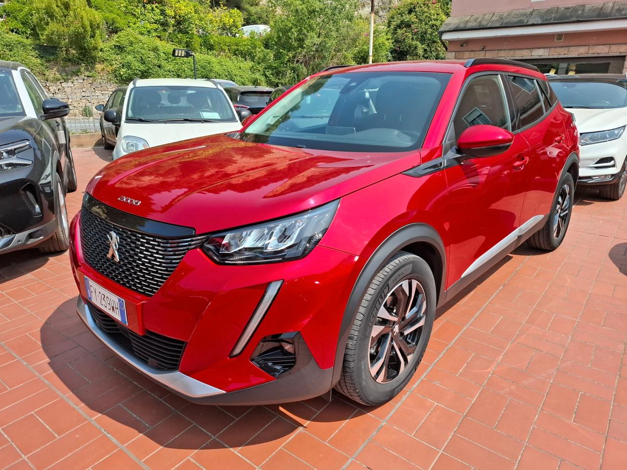 Peugeot 2008 PureTech 100 S&S Allure Pack