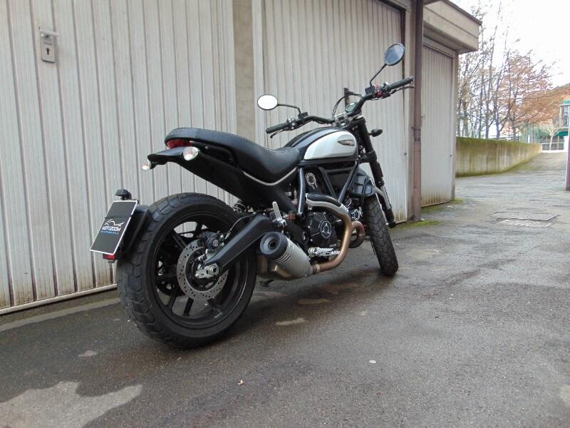 Ducati Scrambler Icon Dark