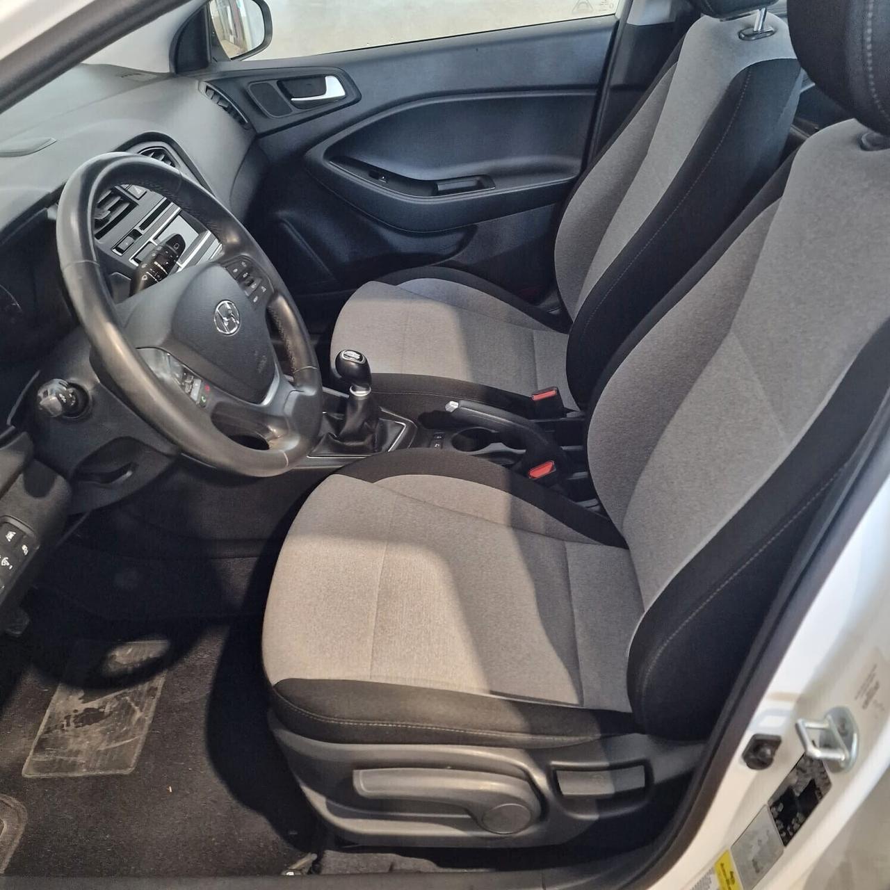 Hyundai i20 1.2 84 CV 5 porte Style