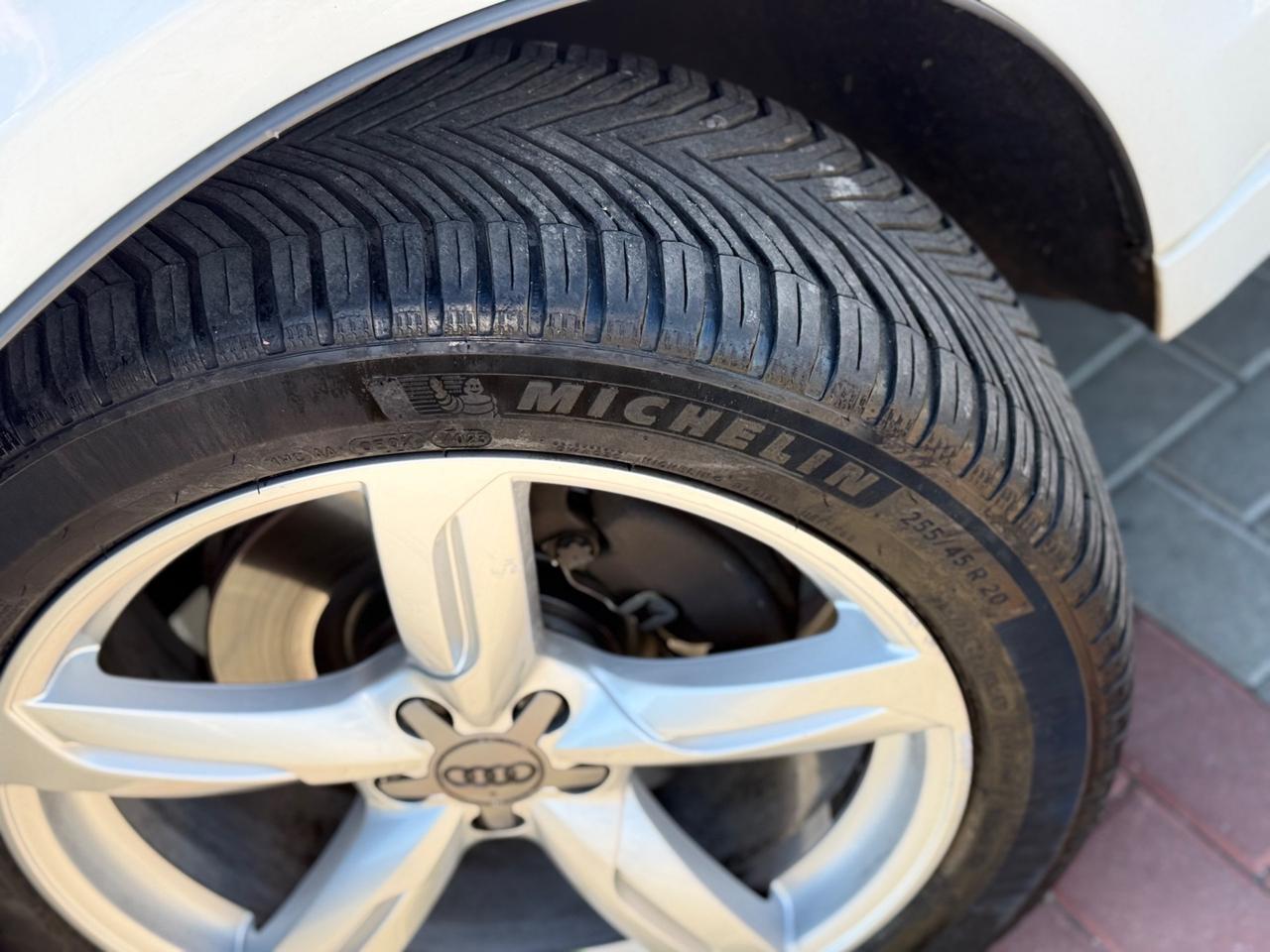 Audi Q5 3.0 V6 TDI quattro S tronic 239CV