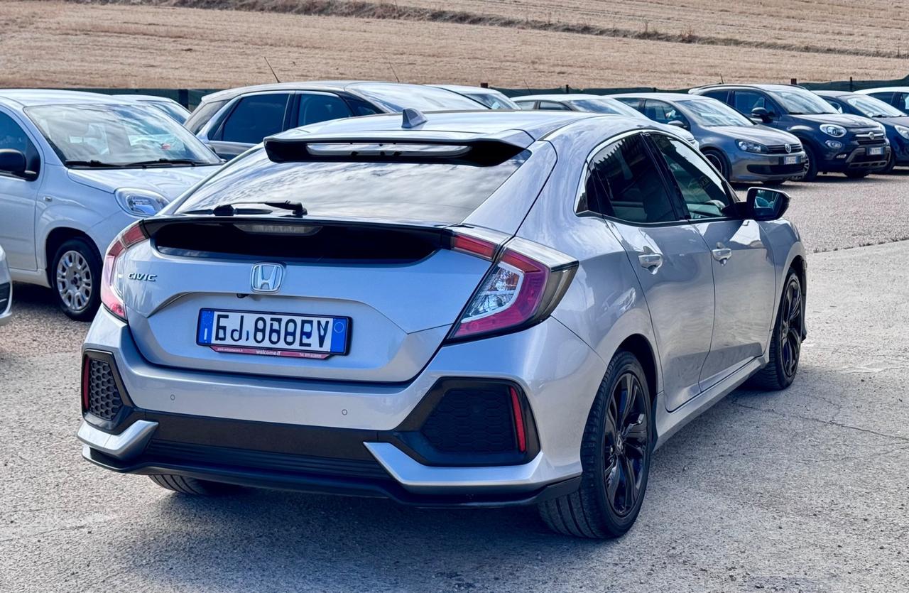 Honda Civic 1.0T 5 porte Executive Premium