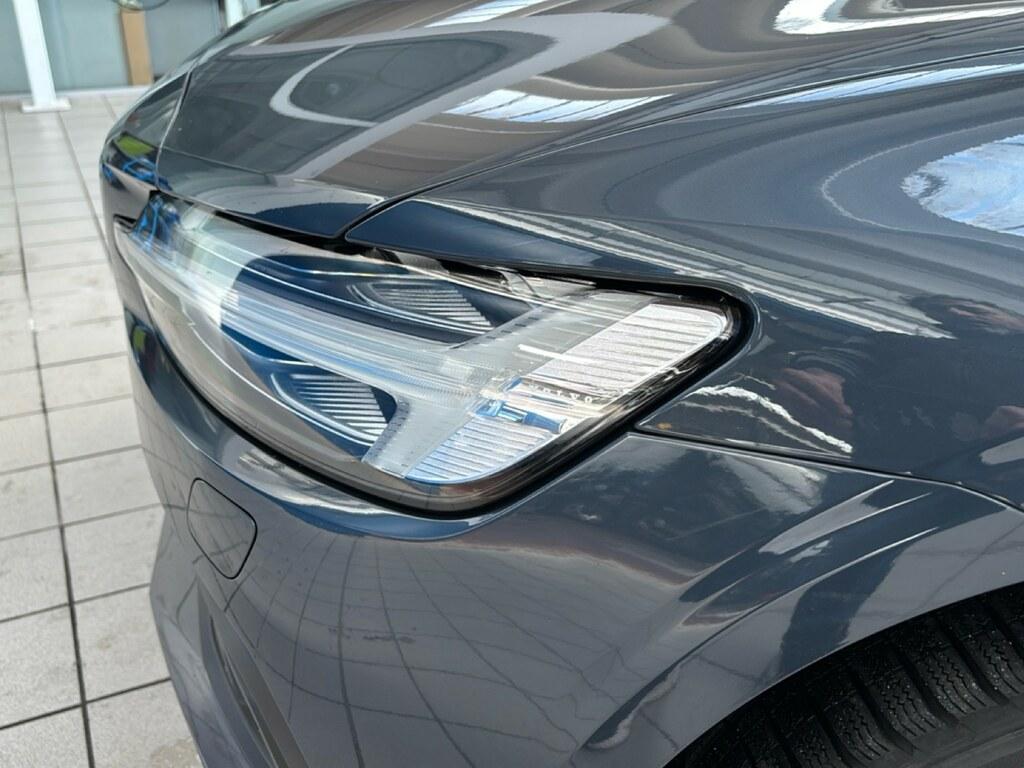 Volvo V60 2.0 B4 Momentum Business