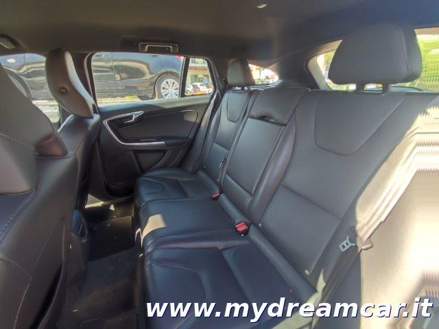 VOLVO V60 D6 AWD Geartronic Plug-In Hybrid
