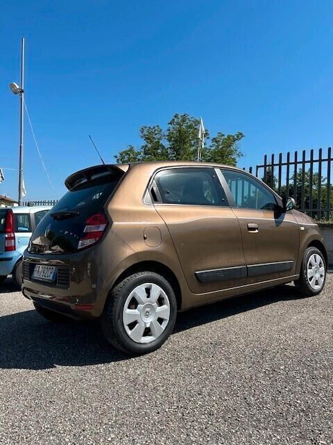 Renault Twingo SCe 999 2015 – Compatta, elegante e comoda