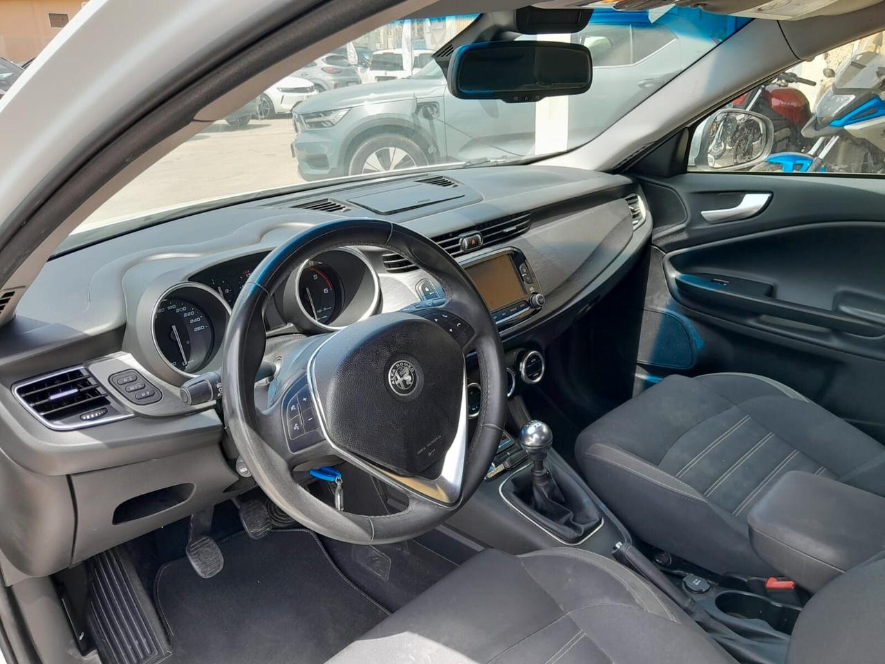 Alfa Romeo Giulietta 1.6 JTDm 120 CV Ti