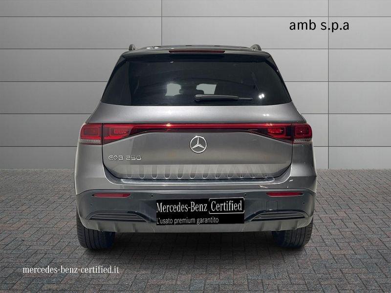 Mercedes-Benz EQB 250 Premium
