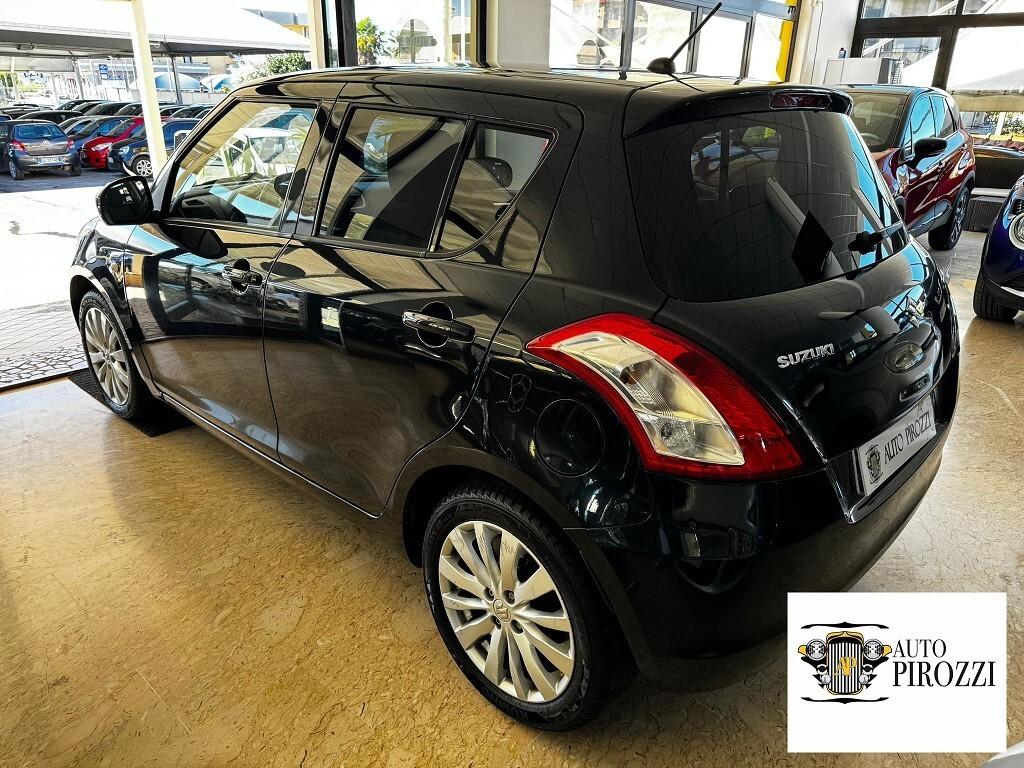SUZUKI SWIFT TOP 1.2 5P del 2014 con 130000KM