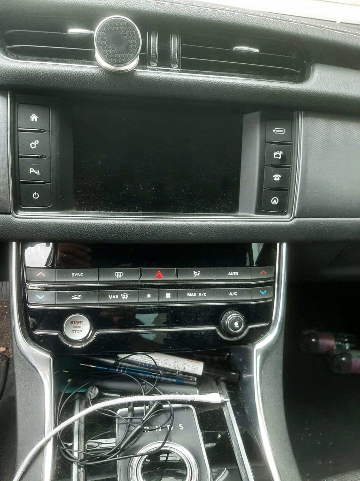 Jaguar XF 2.0 D E-Performance aut. Prestige