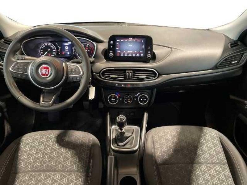FIAT Tipo 5 porte Cross II 2021 5p 1.6 mjt City Cross s&s 130cv