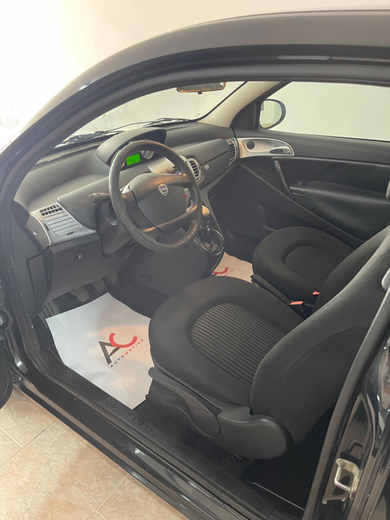 Lancia Ypsilon 1.4 E-Collection Ecochic GPL