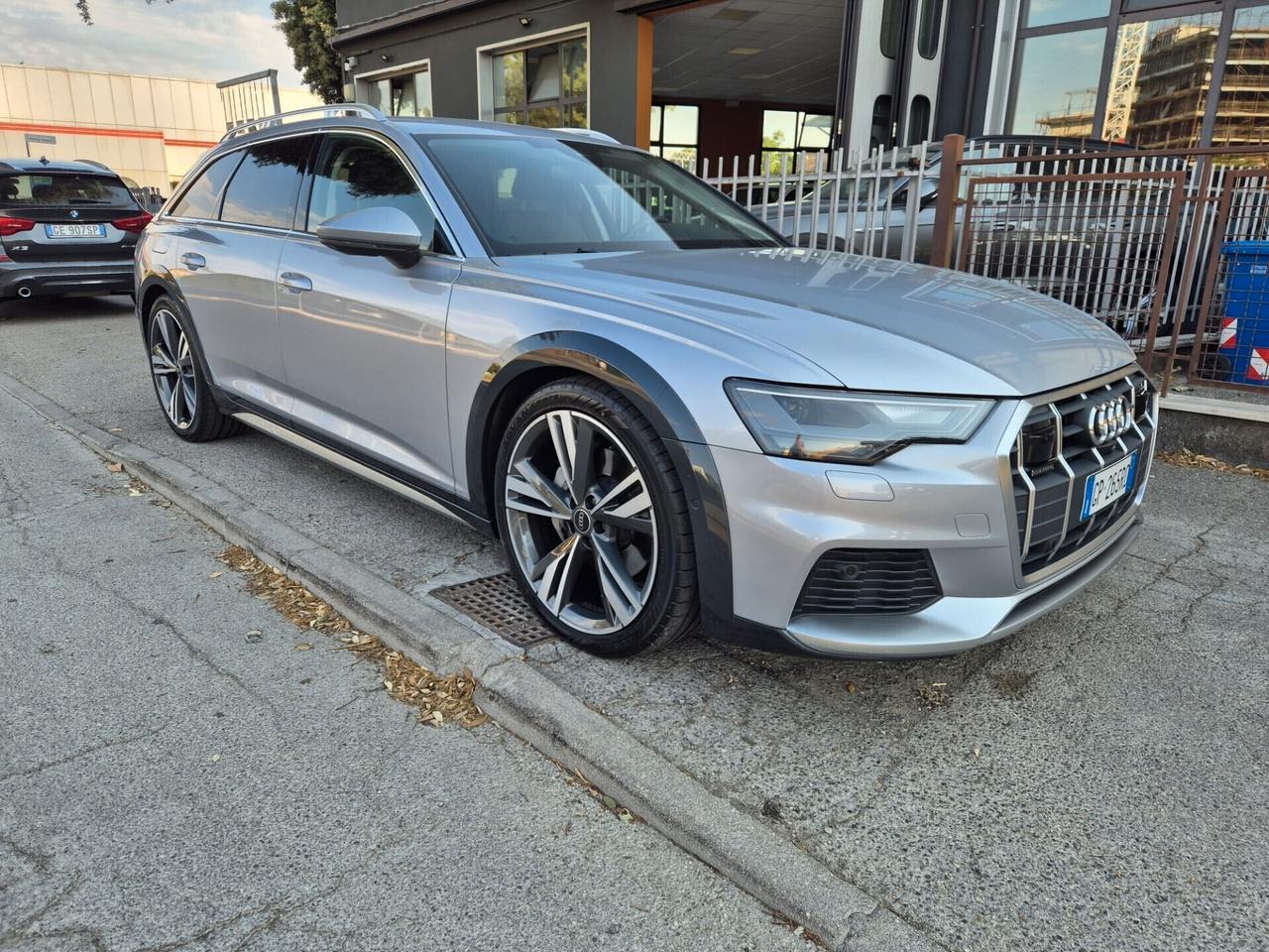 Audi A6 allroad 50 TDI 3.0 quattro tiptronic Business Advanced