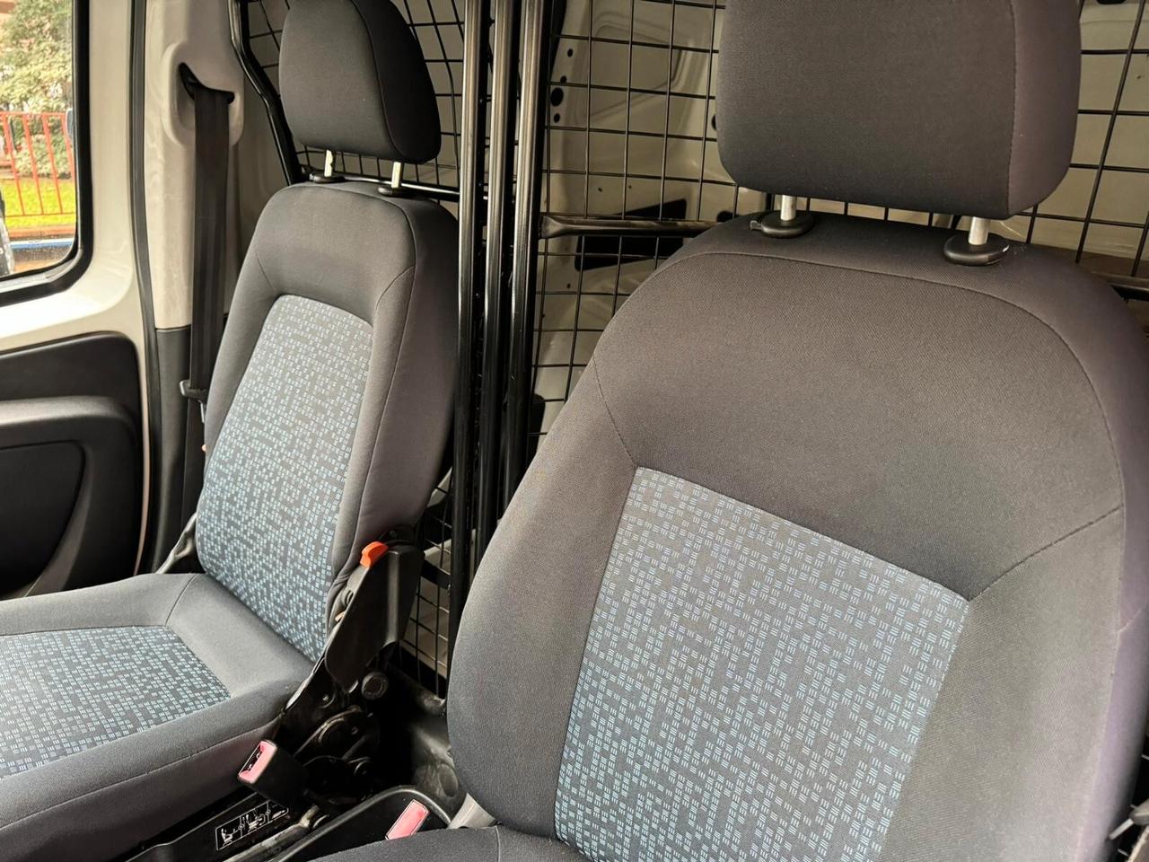 Citroen Nemo Multispace 1.3 HDi 75CV Silver Selection