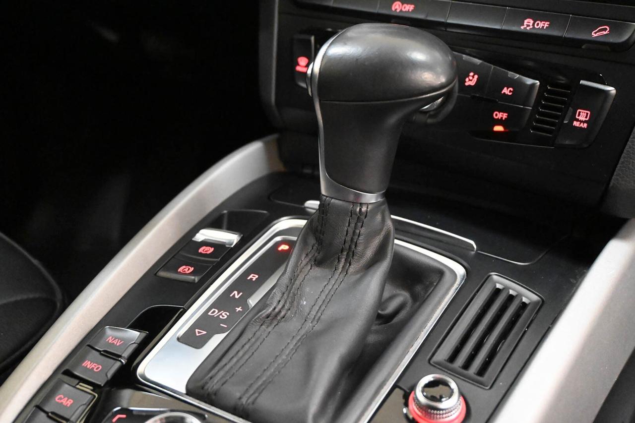 AUDI Q5 1ª serie Q5 2.0 TDI 177CV quattro S tr...