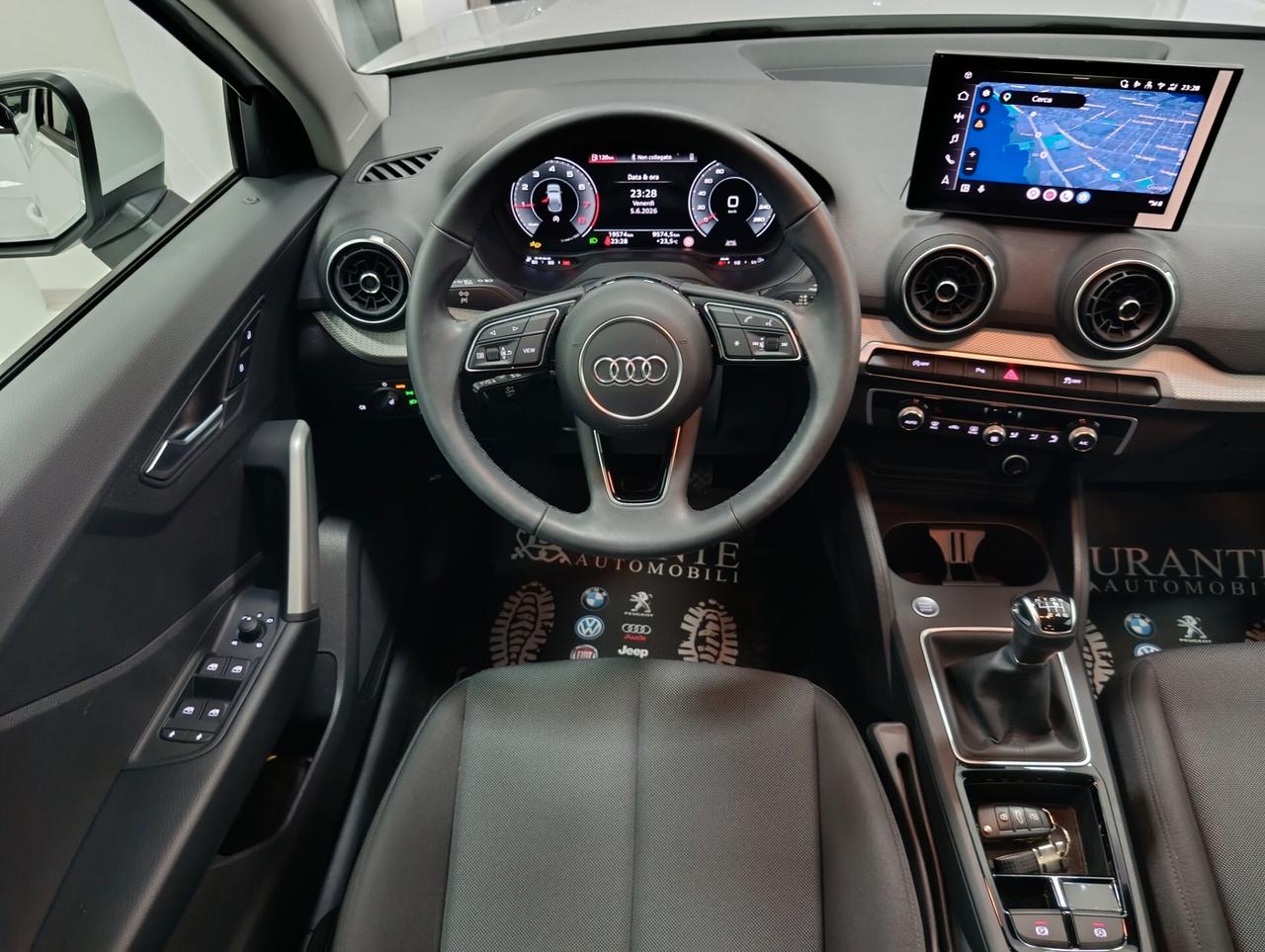 Audi Q2 35 TFSI Business Advanced