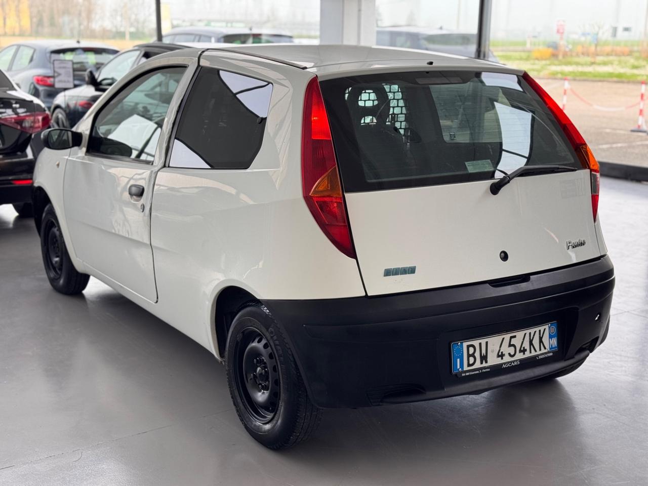 Fiat Punto 1.2i cat 3 porte Van