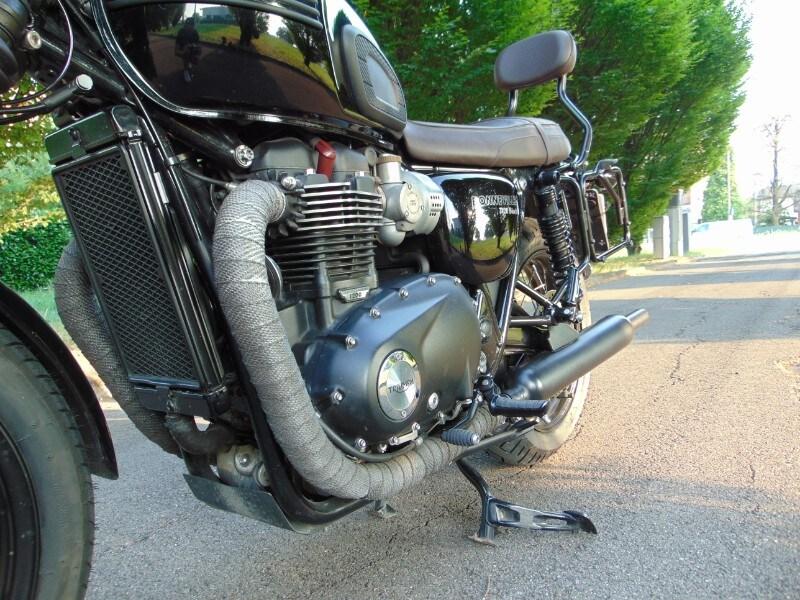 Triumph Bonneville T120 Black