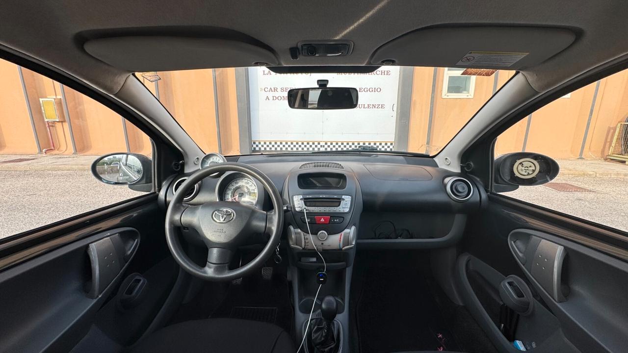 TOYOTA AYGO 1.0 68CV NEOPATENTATI - 2005