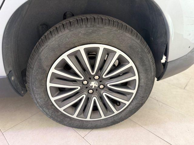 PEUGEOT 2008 1° serie PureTech 82 S&S Allure