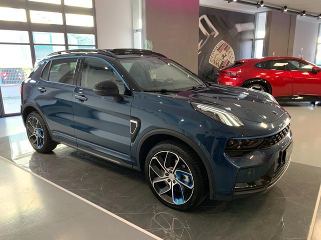 LYNK & CO 01 PHEV "TETTO PANORAMICO"