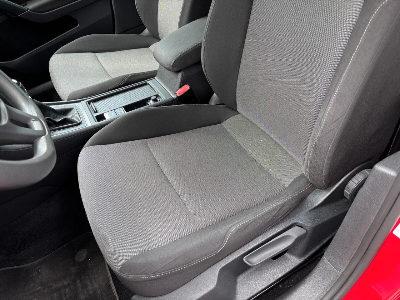 Volkswagen Golf Variant 1.6 TDI 90 CV 5p. OK Neopatentati