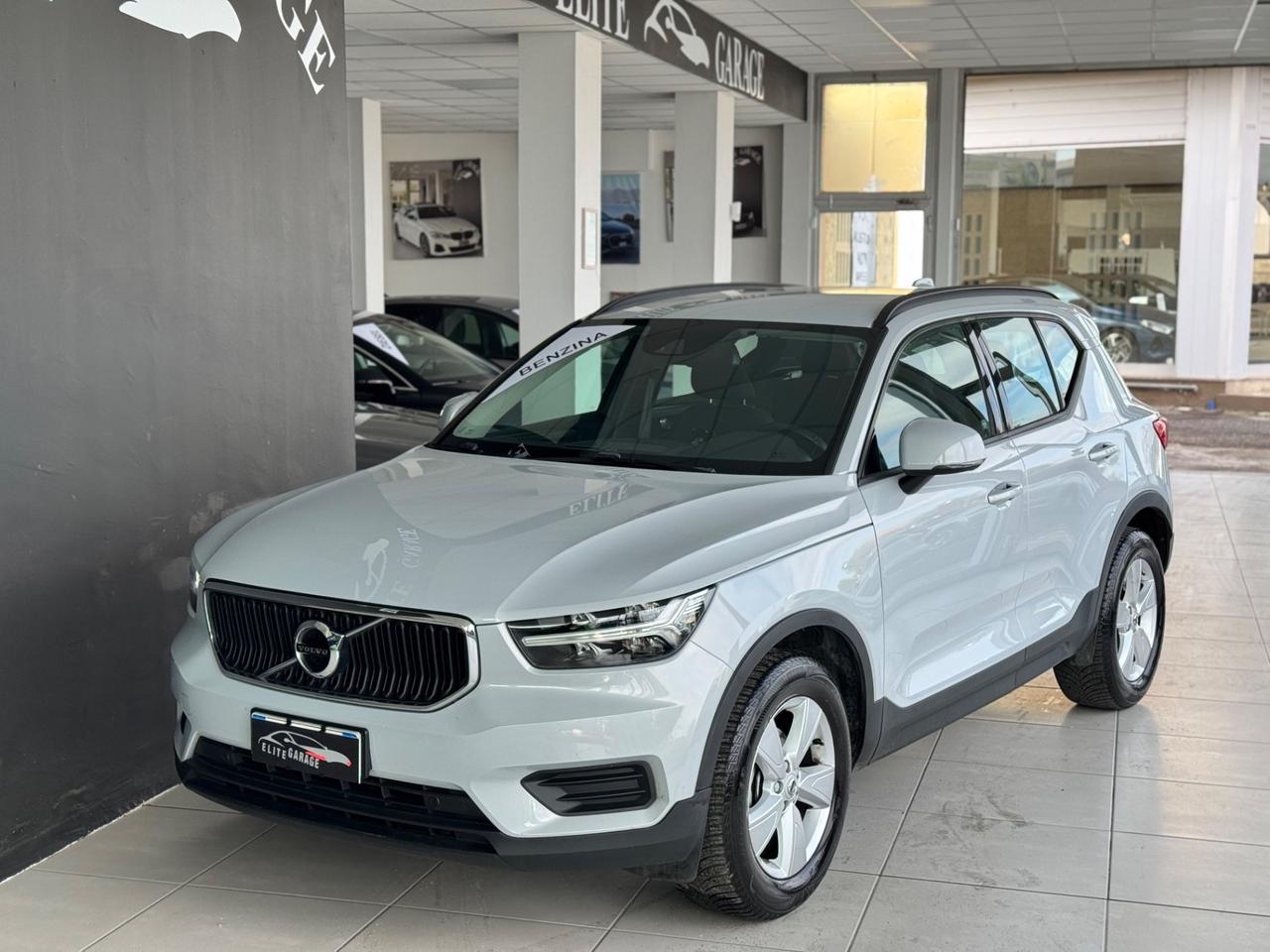Volvo XC40 T3 Momentum Virtual Led Cruise