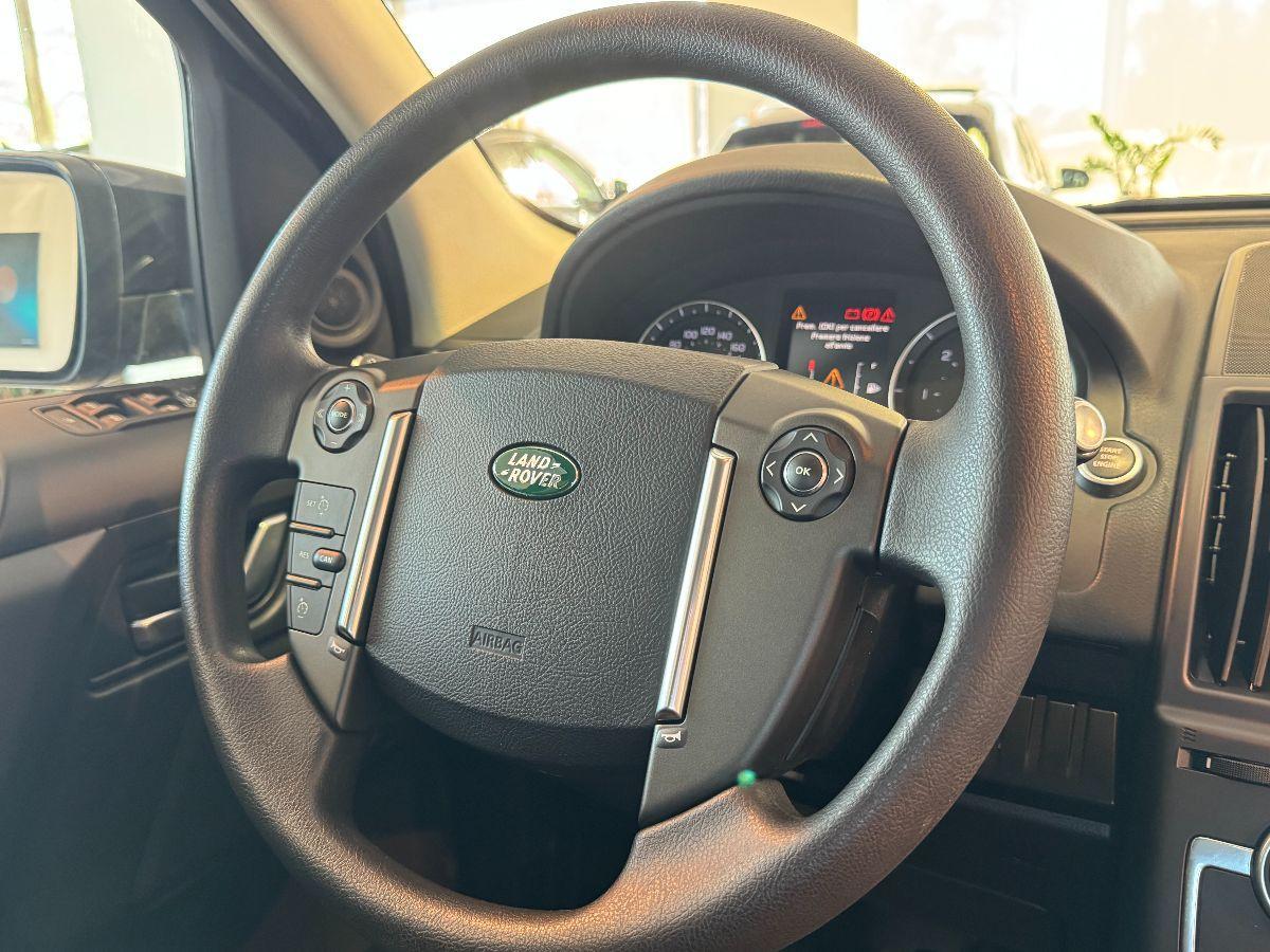 LAND ROVER Freelander 2.2 TD4 SE Black Edition